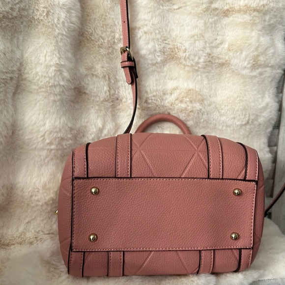 Pink Rose’ All Day Quilted Barrel Crossbody Bag - Picture 8 of 16